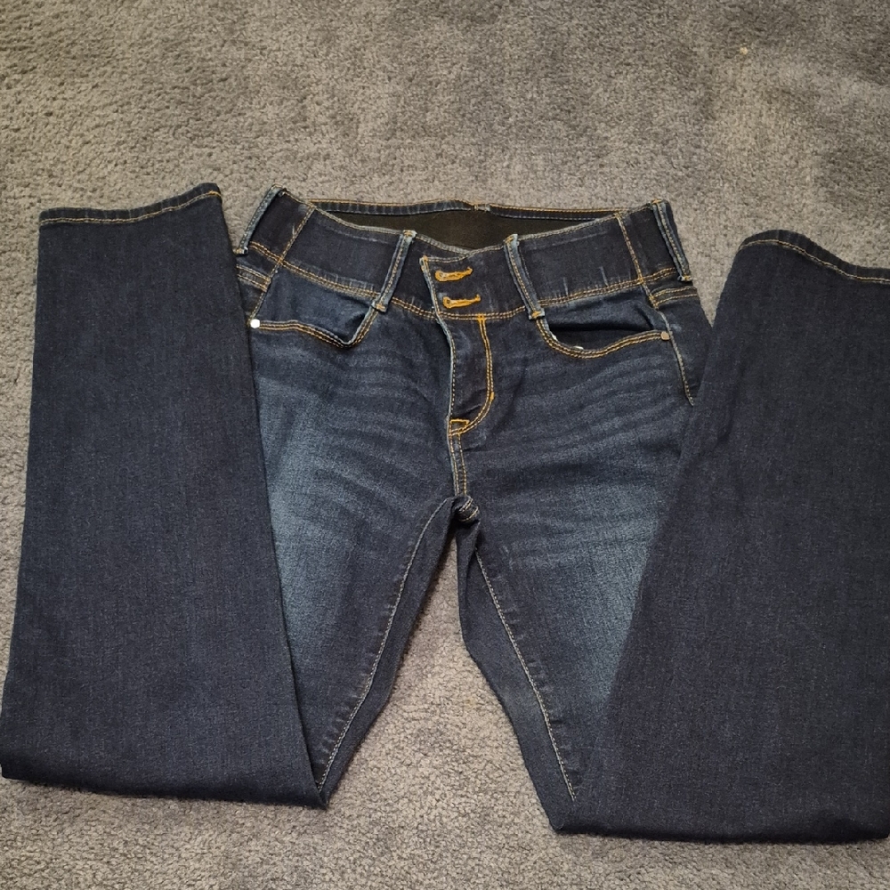 Apt. 9 Blue Skinny Jeans with Stretch and Faded Details